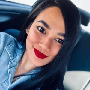 Meet your Posher, Kim